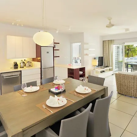 Plage Bleue Beachfront Apartments With Lov Trou aux Biches Exterior photo
