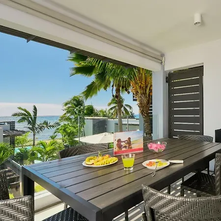 Plage Bleue Beachfront Apartments With Lov Trou aux Biches Exterior photo